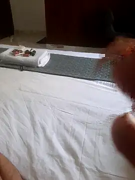 Snapshot of imurnee chatting on 12/03/25, 09:29 imurnee online show from 12/03/25, 09:29