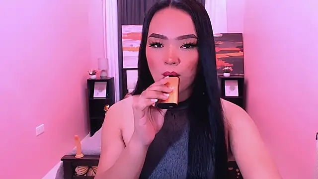 Fantacyloverr online show from 03/25/26, 07:58