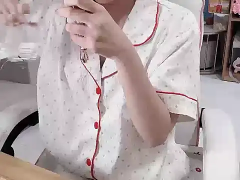 Yuyu-baobei online show from 05/01/26, 03:16