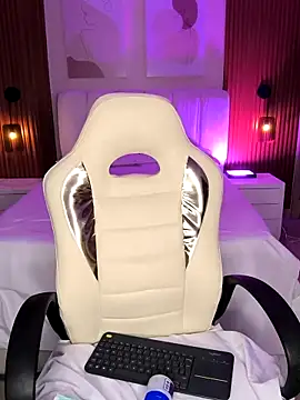 Miss dare online show from 12/19/25, 10:22