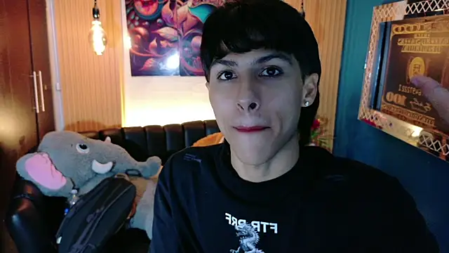 StormLuxX online show from 05/19/26, 12:33