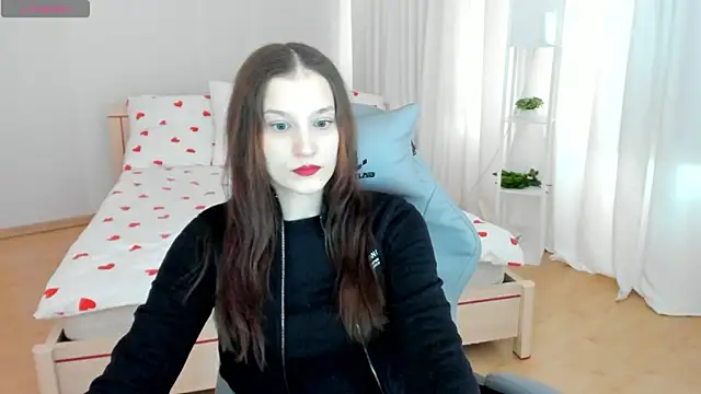 KrisDoeil online show from 04/15/26, 02:18