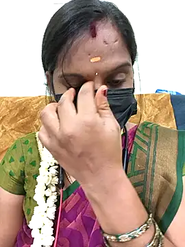 Tamil Pallavi online show from 03/13/26, 04:57