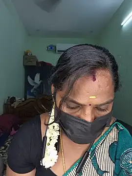 Snapshot of Tamil_Pallavi chatting on 07/10/26, 07:23 Tamil Pallavi online show from 07/10/26, 07:23