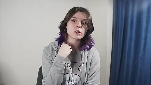 Snapshot of GriselWarick chatting on 12/02/25, 08:41 GriselWarick online show from 12/02/25, 08:41