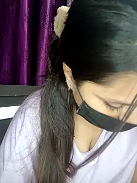 pushpa-rani1 online show from 04/21/26, 06:12