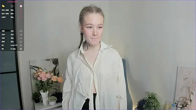 Snapshot of MaireLanda chatting on 01/14/26, 04:18 MaireLanda online show from 01/14/26, 04:18