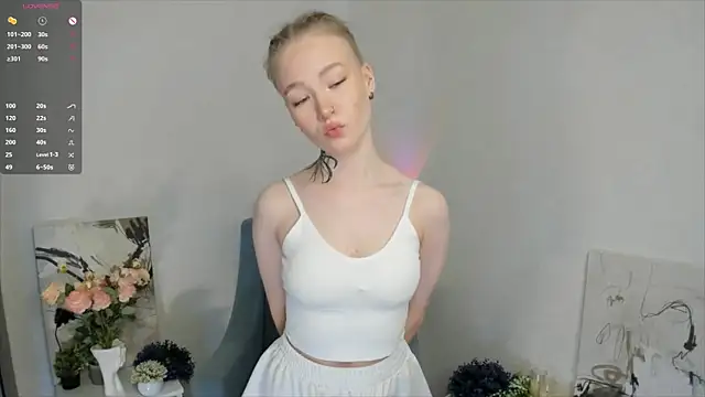 Snapshot of MaireLanda chatting on 02/06/26, 04:39 MaireLanda online show from 02/06/26, 04:39