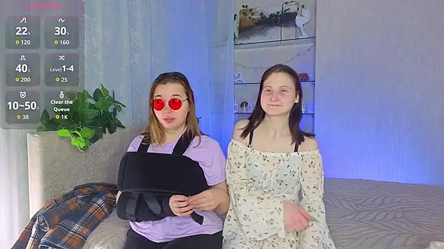 DorlaKavadias online show from 12/16/25, 04:17