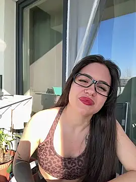 SiennaLuxexx online show from 03/10/26, 02:00