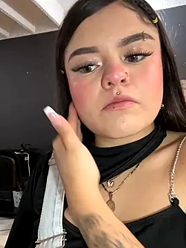 Camila Duarte2 online show from 12/02/25, 12:43