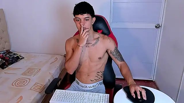 noah cole  online show from 01/16/26, 06:34