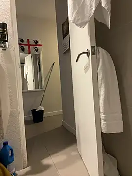 andresbale online show from 02/04/26, 04:18