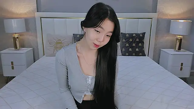 EMILY GREENSON online show from 02/08/26, 08:40