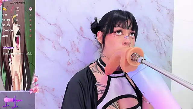 sofia shadow  online show from 05/19/26, 05:03