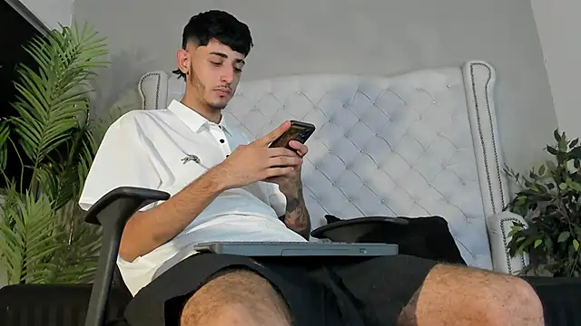 martonny25 online show from 12/03/25, 03:25