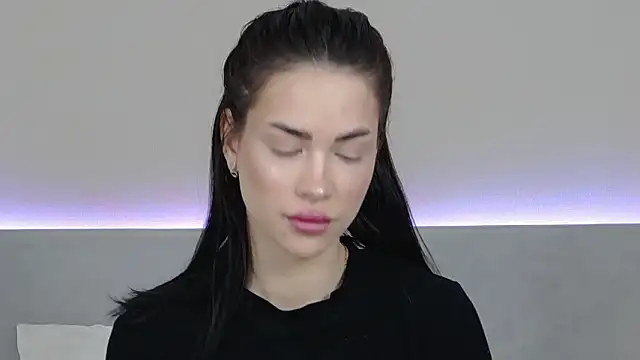 RachaelMils online show from 03/16/26, 05:44