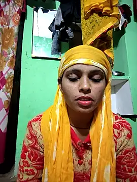Rakhi hote online show from 02/25/26, 11:47