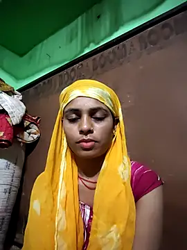 Rakhi hote online show from 04/23/26, 08:33