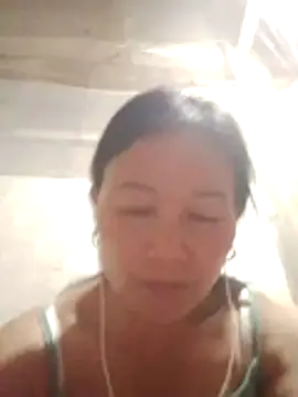 Lili-123k online show from 04/24/26, 02:52