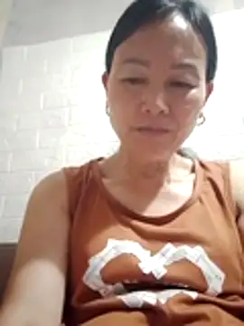 Lili-123k online show from 05/08/26, 07:41