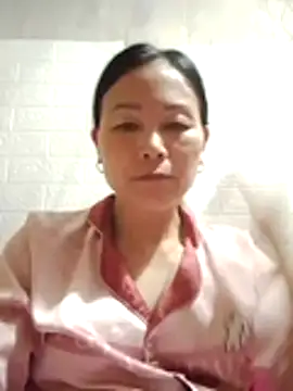Lili-123k online show from 05/10/26, 04:39