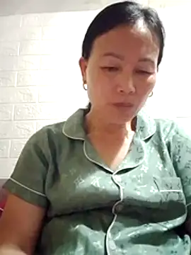 Lili-123k online show from 05/17/26, 05:05