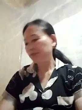 Lili-123k online show from 05/20/26, 05:46