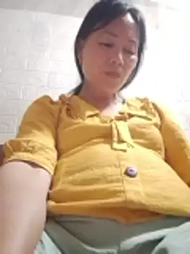 Lili-123k online show from 05/20/26, 05:52