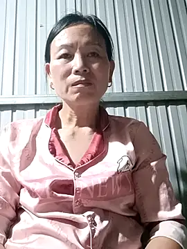 Lili-123k online show from 05/25/26, 10:43