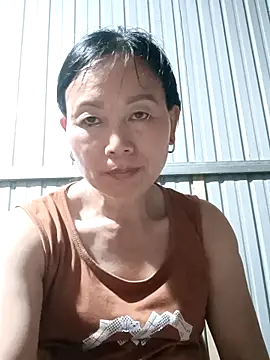 Lili-123k online show from 05/27/26, 03:47