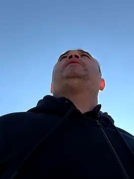 Snapshot of Olomoucak1982 chatting on 04/09/26, 02:22 Olomoucak1982 online show from 04/09/26, 02:22
