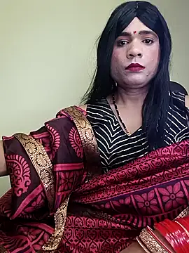 Snapshot of Lovely_Ladyboy_star chatting on 02/15/26, 04:14 Lovely Ladyboy star online show from 02/15/26, 04:14