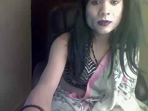 Snapshot of Lovely_Ladyboy_star chatting on 02/17/26, 05:41 Lovely Ladyboy star online show from 02/17/26, 05:41