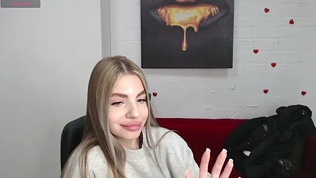 Snapshot of EsterNoir chatting on 12/02/25, 08:52 EsterNoir online show from 12/02/25, 08:52