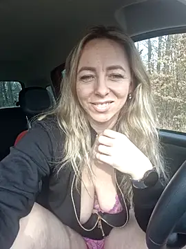 Snapshot of sole28 chatting on 02/20/26, 01:11 sole28 online show from 02/20/26, 01:11