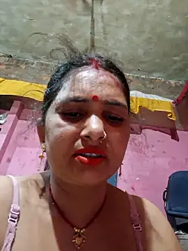 Your-shreya143 online show from 05/22/26, 08:36