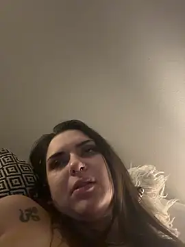 Snapshot of Tinytinkarough chatting on 12/02/25, 01:17 Tinytinkarough online show from 12/02/25, 01:17