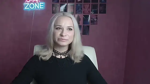 Snapshot of Melodie_Aster chatting on 07/07/26, 05:21 Melodie Aster online show from 07/07/26, 05:21