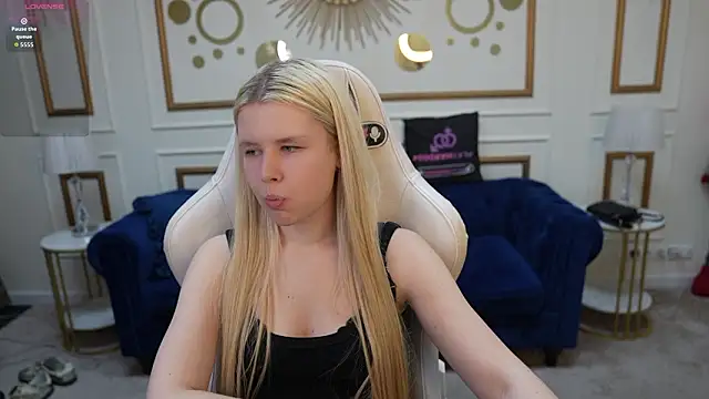 Dana baby online show from 03/12/26, 03:51