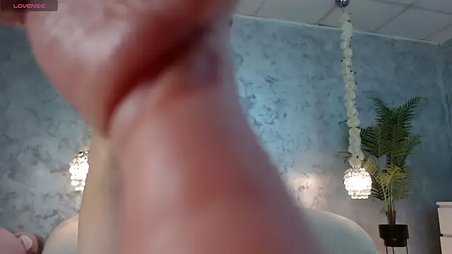 SilviaVanda online show from 03/31/26, 06:14