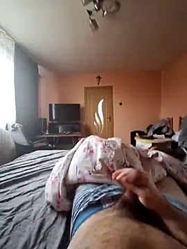 Snapshot of StephanSharp chatting on 12/21/25, 10:22 StephanSharp online show from 12/21/25, 10:22