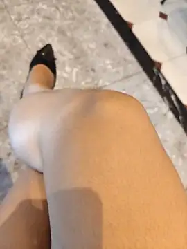 Miky Lyn online show from 02/18/26, 05:14