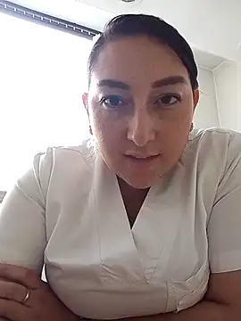 Valeria montana  online show from 12/22/25, 01:08