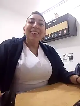 Valeria montana  online show from 02/09/26, 12:09