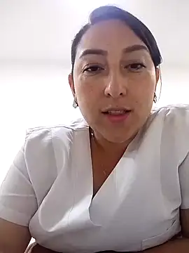 Snapshot of Valeria_montana_ chatting on 06/23/26, 05:55 Valeria montana online show from 06/23/26, 05:55