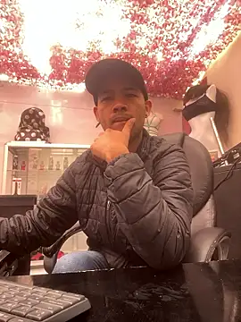 SweeXioji online show from 01/11/26, 02:00