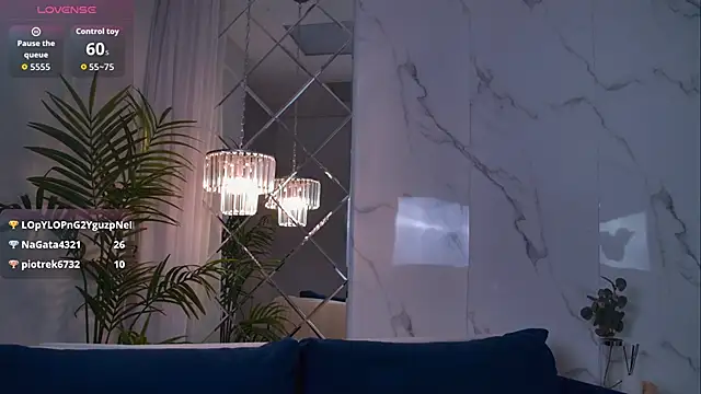 LisaDeviss online show from 01/18/26, 09:57