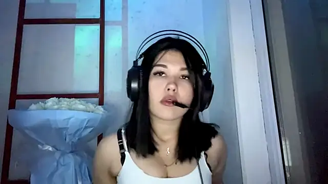 Lolamein online show from 12/02/25, 08:59