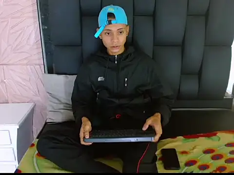 Axel Marcu online show from 12/16/25, 04:50